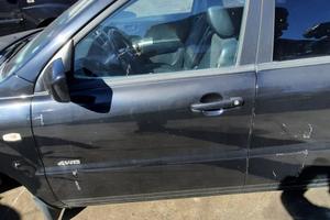 KIA SPORTAGE 4WD 2008 - PORTA ANTERIORE SINISTRO