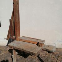 Antica gramola in legno per il pane