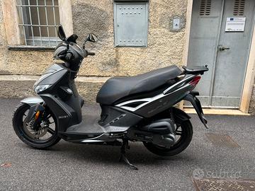 Scooter 200