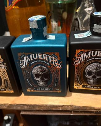 Bottiglie vuote  AMUERTE