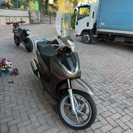 Honda sh 300
