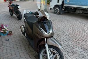Honda sh 300
