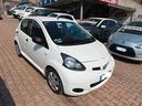 toyota-aygo-1-0-benzina-5-porte-navi-2012