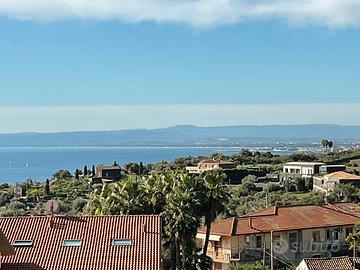 🏡  bilocale ad Aci Castello