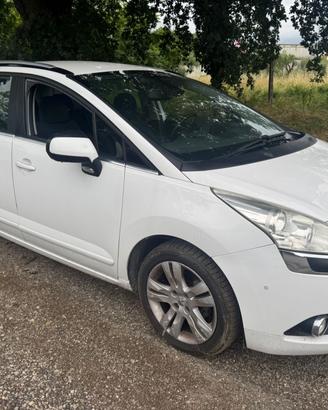 PEUGEOT 5008 RICAMBI USATI