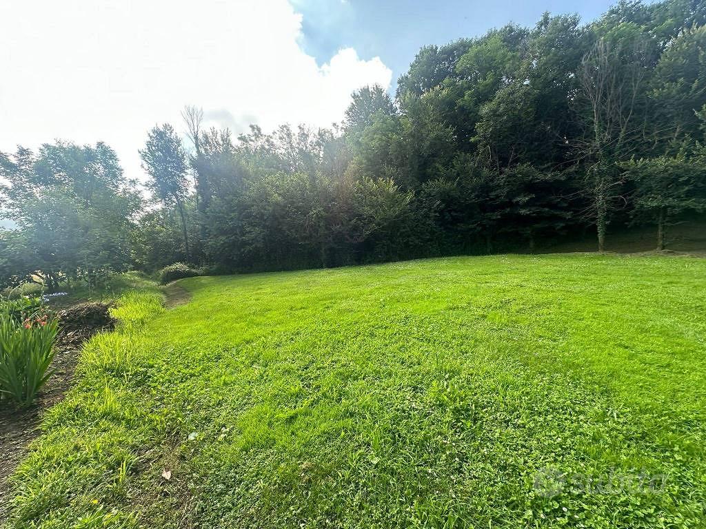 Terreno di 1141 m² a Garbagnate Monastero - Altro