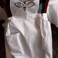 grembiulina bianca ricamato inserto pizzo burano