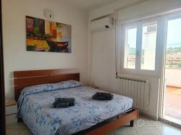 SANTA MARINELLA GRAZIOSo TRILOCALE ARREDATo