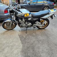 Yamaha XJR 1300