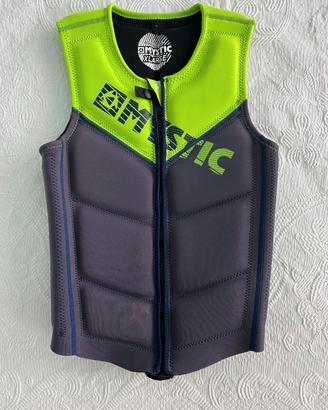 Impact Vest Mystic wakeboard