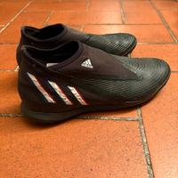 Scarpe Adidas Predator nere da calcetto