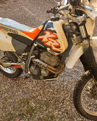 Honda XR400