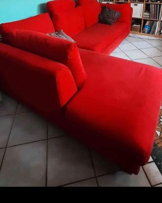 Divano ottimamente tenuto