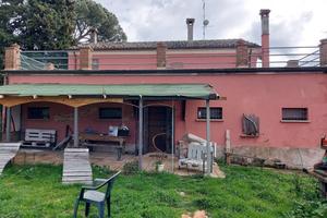 MONTECICCARDO CASA SINGOLA AMPIA METRATURA GIARDIN