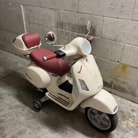PEG PEREGO VESPA 12V