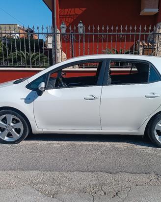 TOYOTA Auris 1.8 HSD 5 porte Executive