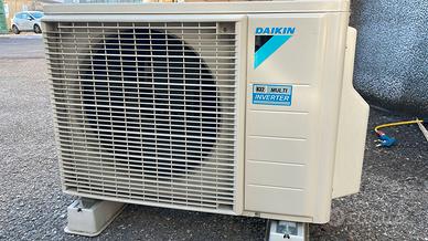 Condizionatore Daikin inverter