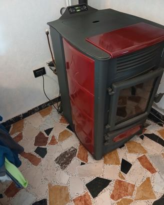 stufa a pellet idro 24Kw  Pasian.  u
