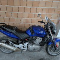Honda CBF 500 del 2004 - Affidabile