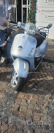 Vespa gts 250