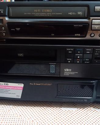 3 videoregistratori Vintage
