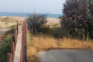 Terreno davanti al mare