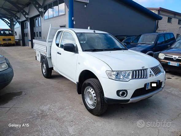 MITSUBISHI L200 (2006-2015)