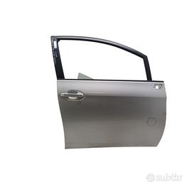PORTIERA ANTERIORE DESTRA TOYOTA Verso S (P120) 67