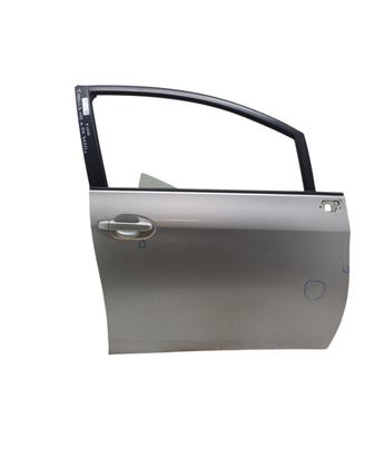 PORTIERA ANTERIORE DESTRA TOYOTA Verso S (P120) 67