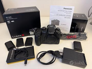 Panasonic Lumix GH5 - perfetta - foto e video