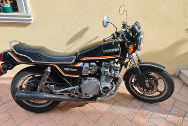 Suzuki GSX 750 - 1985