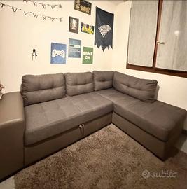 Divano letto tre posti ad angolo