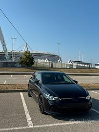 Golf 8 2.0 TDI 150cv DSG R-Line