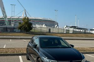 Golf 8 2.0 TDI 150cv DSG R-Line