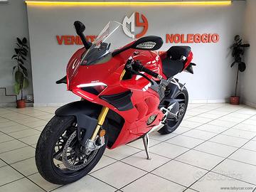 DUCATI Panigale V4 S 2800KM*CERT
