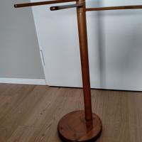 Piantana porta asciugamani in legno 