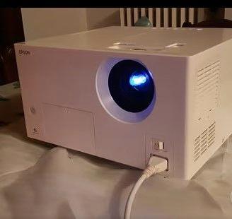 Proiettore Epson EMP-TWD1
