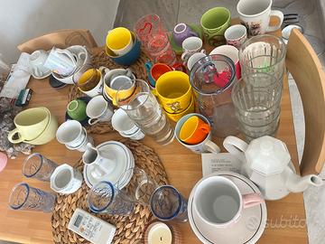 Bicchieri, tazzine e tazze