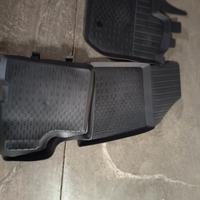 tappetini gomma a vaschetta 