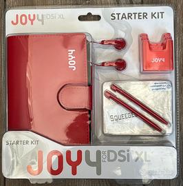 Starter kit Joy4 per Nintendo DSi XL colore rosso.