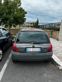 Renault Clio 2001 con impianto GPL