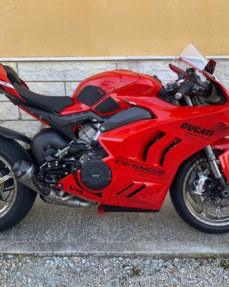 Panigale v4