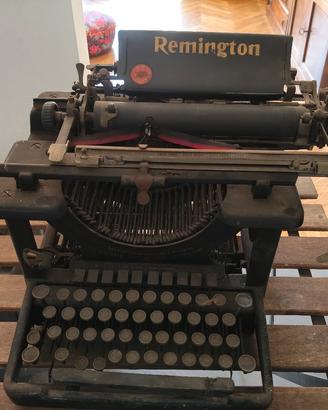 Macchina da scrivere Remington