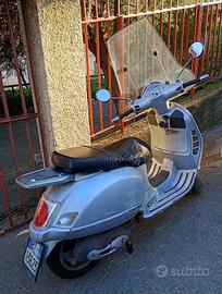 Vespa 200 L usata anno 2003