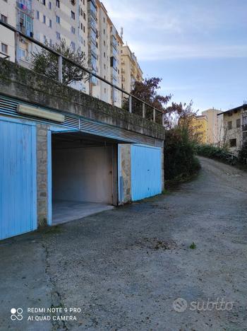 Garage in centro