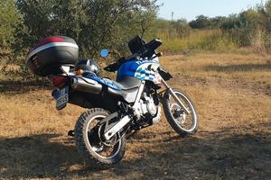 BMW 650 GS DAKAR ANNO 2002