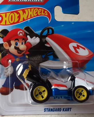 Hot Wheels Mario Kart Standard Kart Super Mario Mo