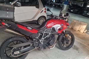 BMW F700GS