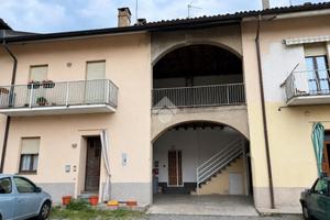 2 LOCALI A LENTATE SUL SEVESO