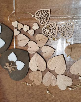 Cuori in legno 